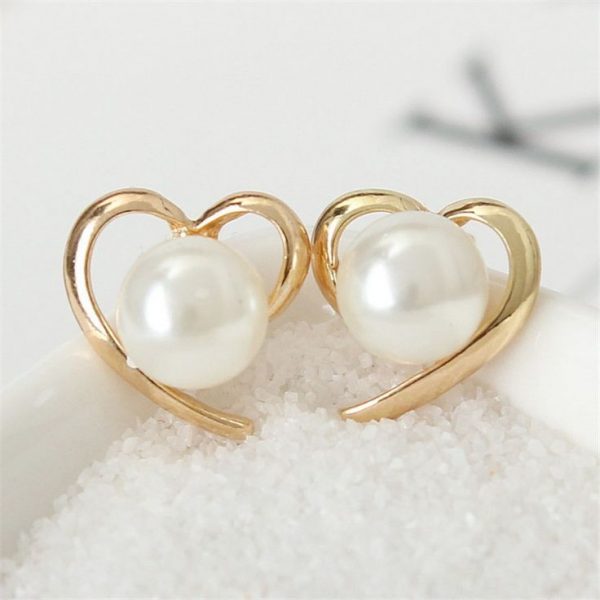 Classic Pearl Stud Earrings